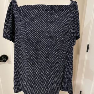 Adorable Pleione off the shoulder top!